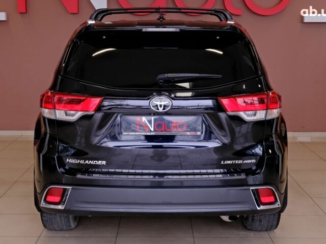 Чорний Тойота Хайлендер, об'ємом двигуна 3.5 л та пробігом 164 тис. км за 25900 $, фото 5 на Automoto.ua