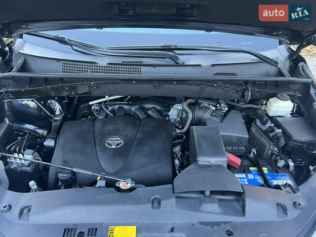 Черный Тойота Хайлендер, объемом двигателя 3.46 л и пробегом 200 тыс. км за 24500 $, фото 33 на Automoto.ua