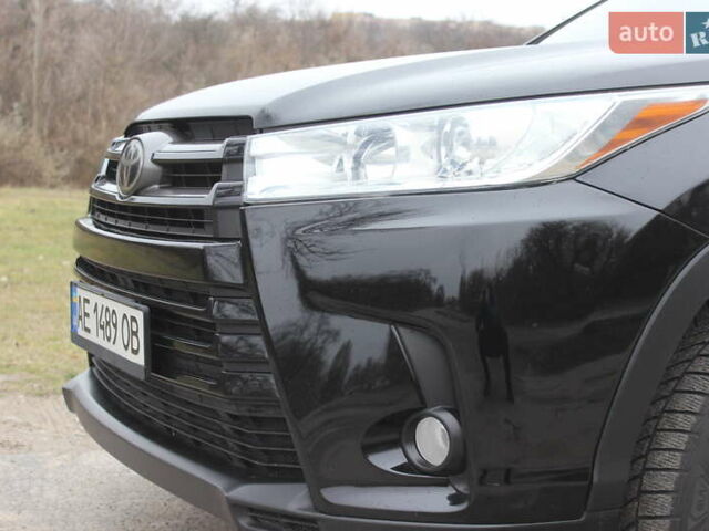 Черный Тойота Хайлендер, объемом двигателя 3.46 л и пробегом 60 тыс. км за 26999 $, фото 10 на Automoto.ua