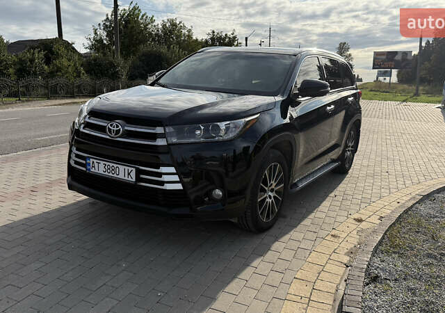 Черный Тойота Хайлендер, объемом двигателя 3.46 л и пробегом 394 тыс. км за 27800 $, фото 39 на Automoto.ua