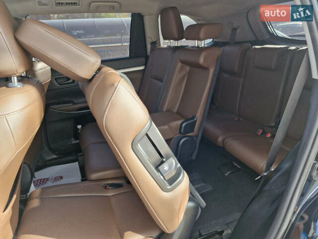 Черный Тойота Хайлендер, объемом двигателя 3.5 л и пробегом 49 тыс. км за 20900 $, фото 24 на Automoto.ua