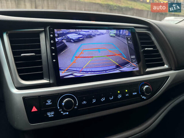 Черный Тойота Хайлендер, объемом двигателя 3.46 л и пробегом 49 тыс. км за 21700 $, фото 13 на Automoto.ua