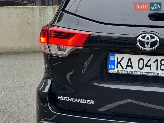 Черный Тойота Хайлендер, объемом двигателя 3.46 л и пробегом 49 тыс. км за 21700 $, фото 8 на Automoto.ua