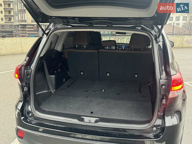 Черный Тойота Хайлендер, объемом двигателя 3.46 л и пробегом 49 тыс. км за 21700 $, фото 21 на Automoto.ua