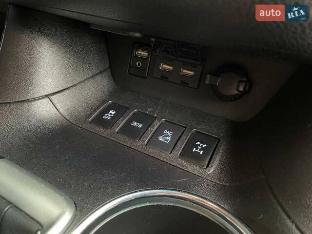 Черный Тойота Хайлендер, объемом двигателя 3.5 л и пробегом 49 тыс. км за 28500 $, фото 12 на Automoto.ua