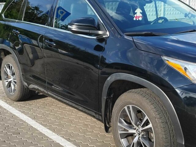 Черный Тойота Хайлендер, объемом двигателя 3.5 л и пробегом 65 тыс. км за 26500 $, фото 5 на Automoto.ua