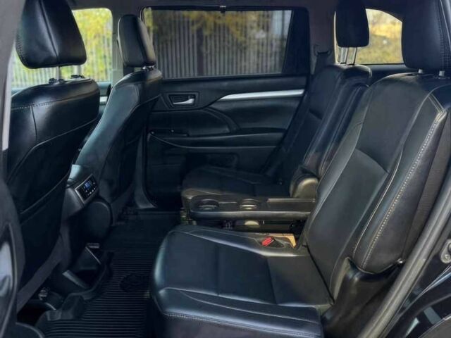 Черный Тойота Хайлендер, объемом двигателя 3.5 л и пробегом 43 тыс. км за 5400 $, фото 11 на Automoto.ua