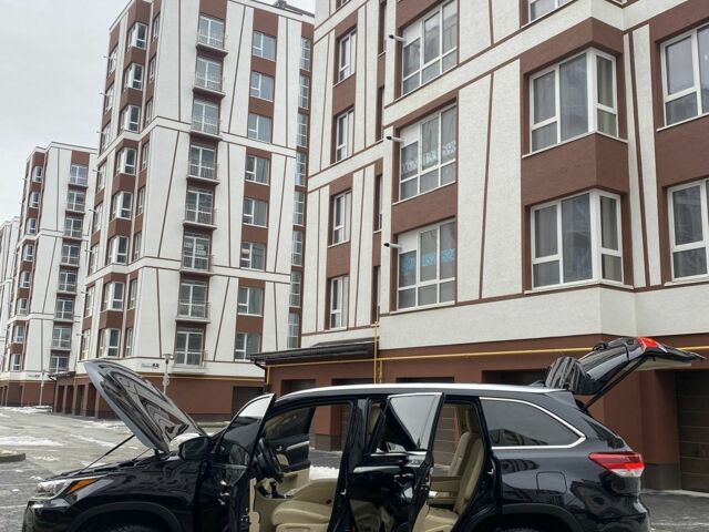 Черный Тойота Хайлендер, объемом двигателя 3.5 л и пробегом 97 тыс. км за 29999 $, фото 18 на Automoto.ua