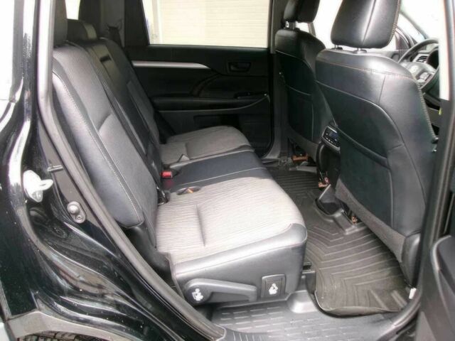 Черный Тойота Хайлендер, объемом двигателя 3.5 л и пробегом 41 тыс. км за 26000 $, фото 9 на Automoto.ua