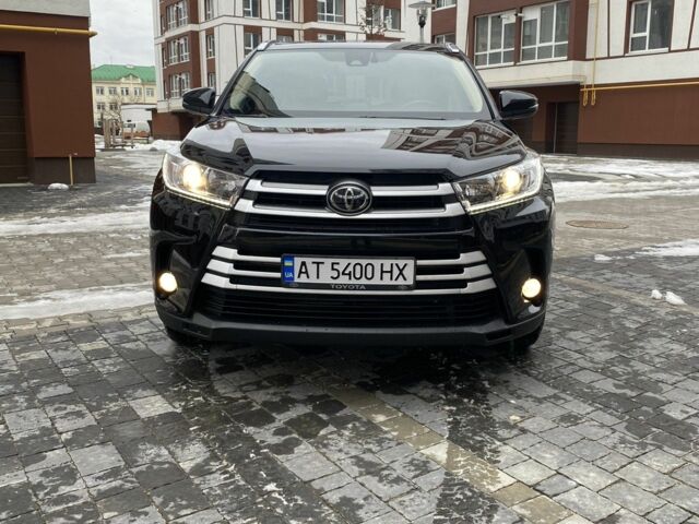 Черный Тойота Хайлендер, объемом двигателя 3.5 л и пробегом 97 тыс. км за 29999 $, фото 10 на Automoto.ua
