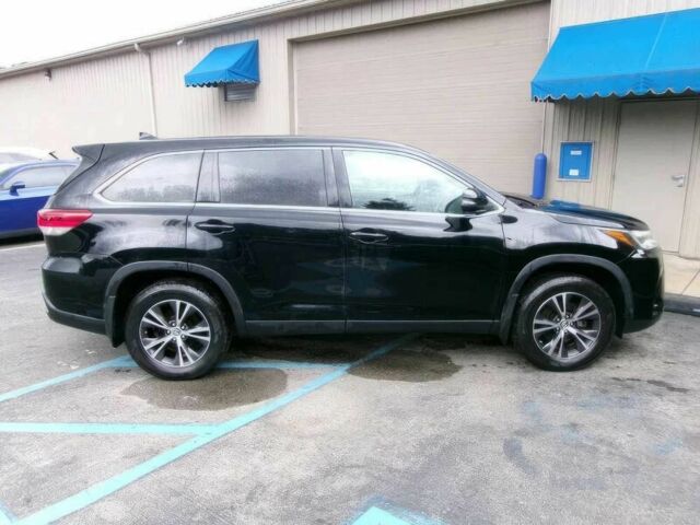 Черный Тойота Хайлендер, объемом двигателя 3.5 л и пробегом 41 тыс. км за 26000 $, фото 2 на Automoto.ua