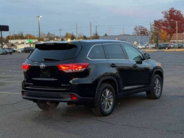 Черный Тойота Хайлендер, объемом двигателя 3.5 л и пробегом 43 тыс. км за 5400 $, фото 7 на Automoto.ua