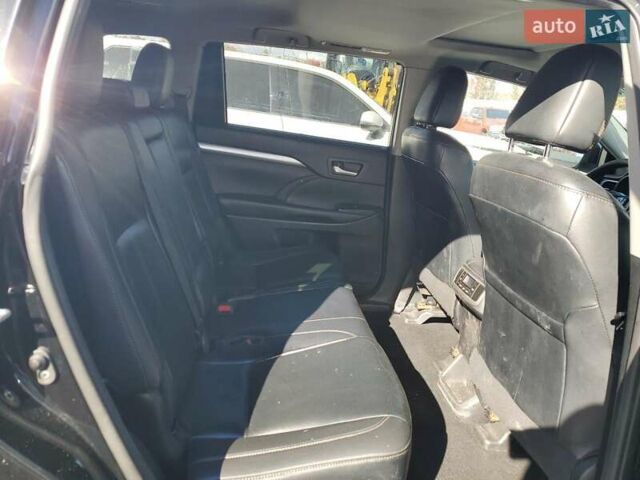 Черный Тойота Хайлендер, объемом двигателя 3.5 л и пробегом 104 тыс. км за 10100 $, фото 10 на Automoto.ua