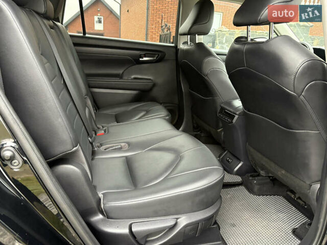 Черный Тойота Хайлендер, объемом двигателя 3.46 л и пробегом 65 тыс. км за 37700 $, фото 14 на Automoto.ua