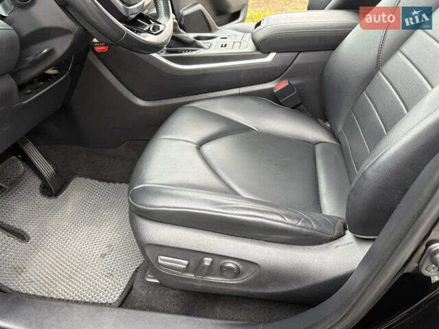 Черный Тойота Хайлендер, объемом двигателя 3.46 л и пробегом 65 тыс. км за 37700 $, фото 23 на Automoto.ua