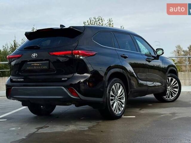 Тойота Хайлендер 2021 в Киеве на Automoto.ua Черный Тойота Хайлендер, объемом двигателя 3.46 л и пробегом 97 тыс. км за 46990 $, фото 15 на Automoto.ua