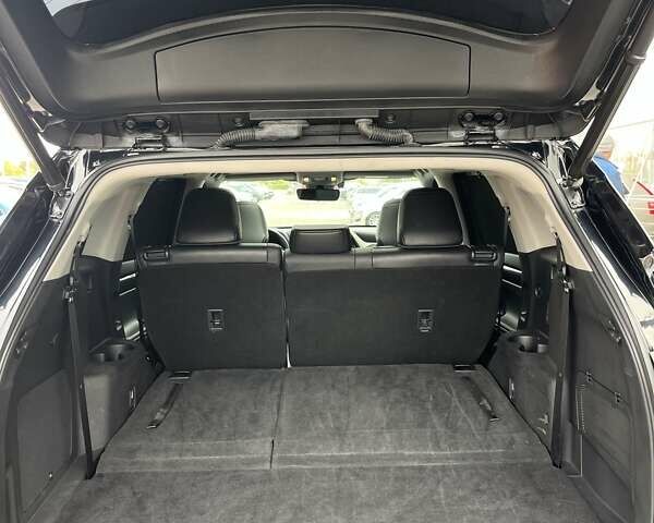 Тойота Хайлендер 2021 в Киеве на Automoto.ua Черный Тойота Хайлендер, объемом двигателя 3.46 л и пробегом 107 тыс. км за 41111 $, фото 14 на Automoto.ua