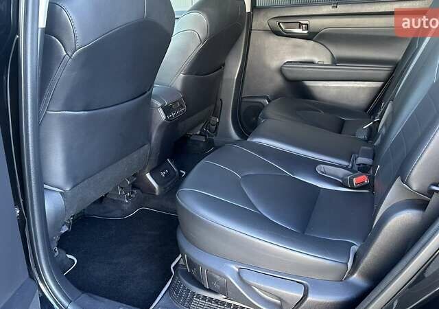 Черный Тойота Хайлендер, объемом двигателя 2.49 л и пробегом 72 тыс. км за 48065 $, фото 15 на Automoto.ua