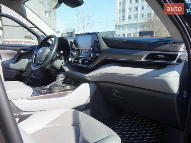 Тойота Хайлендер 2021 у Одесі на Automoto.ua Чорний Тойота Хайлендер, об'ємом двигуна 2.49 л та пробігом 32 тис. км за 41500 $, фото 41 на Automoto.ua