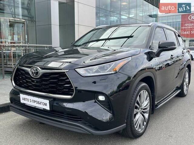 Тойота Хайлендер 2021 в Киеве на Automoto.ua Черный Тойота Хайлендер, объемом двигателя 3.46 л и пробегом 107 тыс. км за 41111 $, фото 1 на Automoto.ua