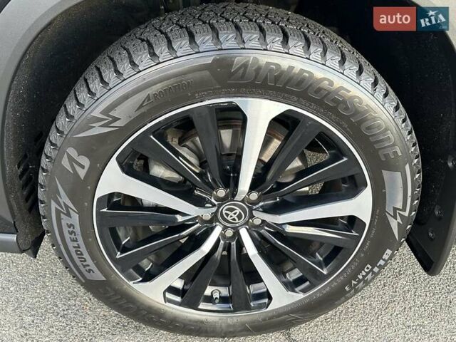 Черный Тойота Хайлендер, объемом двигателя 2.5 л и пробегом 72 тыс. км за 52555 $, фото 41 на Automoto.ua