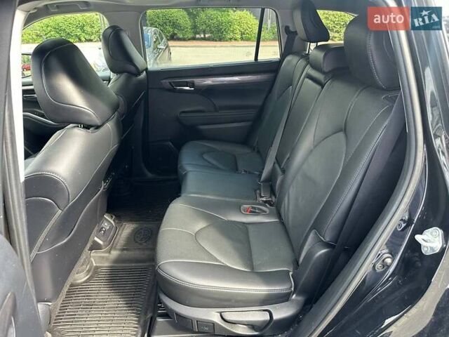 Чорний Тойота Хайлендер, об'ємом двигуна 3.46 л та пробігом 72 тис. км за 42000 $, фото 17 на Automoto.ua