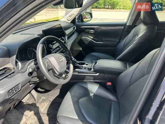 Чорний Тойота Хайлендер, об'ємом двигуна 3.46 л та пробігом 72 тис. км за 42000 $, фото 10 на Automoto.ua