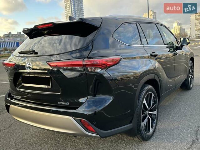 Черный Тойота Хайлендер, объемом двигателя 2.5 л и пробегом 72 тыс. км за 52555 $, фото 7 на Automoto.ua