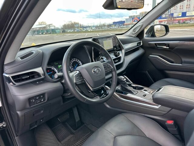 Черный Тойота Хайлендер, объемом двигателя 2.5 л и пробегом 72 тыс. км за 52555 $, фото 13 на Automoto.ua