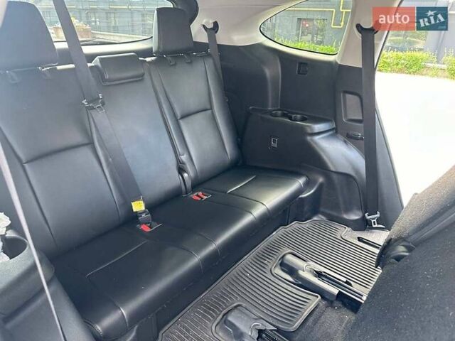 Чорний Тойота Хайлендер, об'ємом двигуна 3.46 л та пробігом 72 тис. км за 42000 $, фото 18 на Automoto.ua