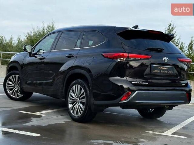 Тойота Хайлендер 2021 в Киеве на Automoto.ua Черный Тойота Хайлендер, объемом двигателя 3.46 л и пробегом 97 тыс. км за 46990 $, фото 10 на Automoto.ua