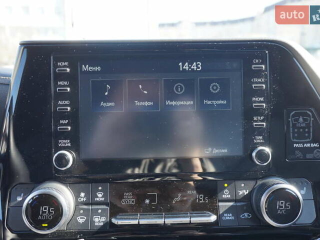 Тойота Хайлендер 2021 у Одесі на Automoto.ua Чорний Тойота Хайлендер, об'ємом двигуна 2.49 л та пробігом 32 тис. км за 41500 $, фото 61 на Automoto.ua