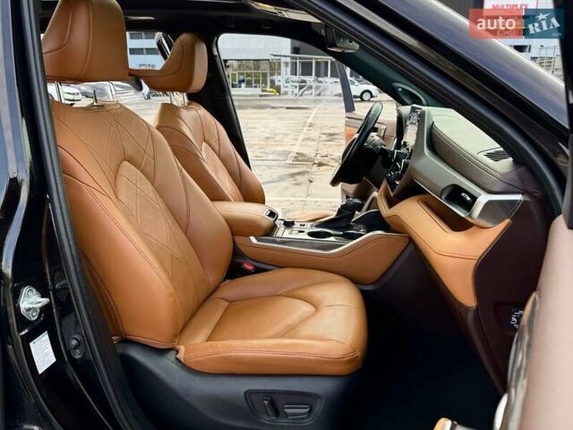 Тойота Хайлендер 2021 в Киеве на Automoto.ua Черный Тойота Хайлендер, объемом двигателя 3.46 л и пробегом 97 тыс. км за 46990 $, фото 27 на Automoto.ua