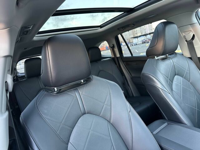 Черный Тойота Хайлендер, объемом двигателя 2.5 л и пробегом 72 тыс. км за 52555 $, фото 3 на Automoto.ua