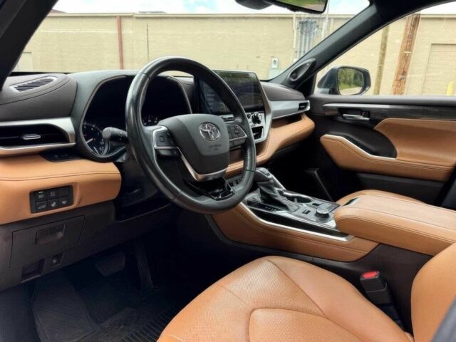 Чорний Тойота Хайлендер, об'ємом двигуна 3.5 л та пробігом 23 тис. км за 14000 $, фото 5 на Automoto.ua