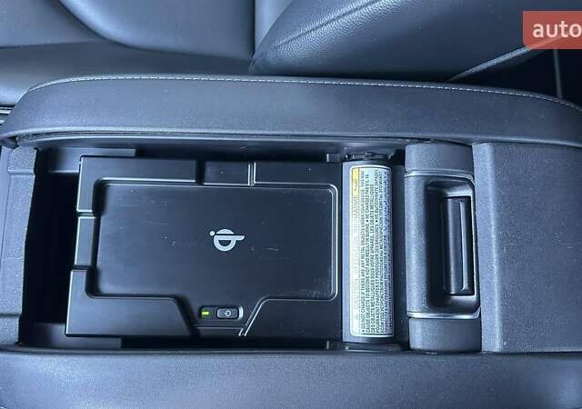 Черный Тойота Хайлендер, объемом двигателя 2.49 л и пробегом 72 тыс. км за 48065 $, фото 21 на Automoto.ua