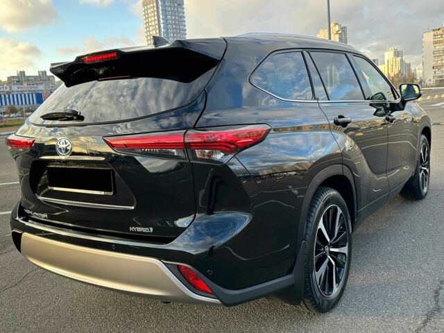 Черный Тойота Хайлендер, объемом двигателя 2.5 л и пробегом 72 тыс. км за 52555 $, фото 7 на Automoto.ua