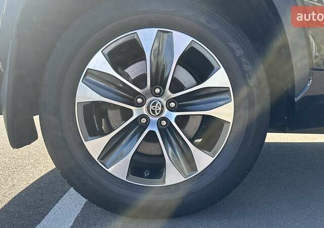 Черный Тойота Хайлендер, объемом двигателя 2.49 л и пробегом 72 тыс. км за 48065 $, фото 12 на Automoto.ua