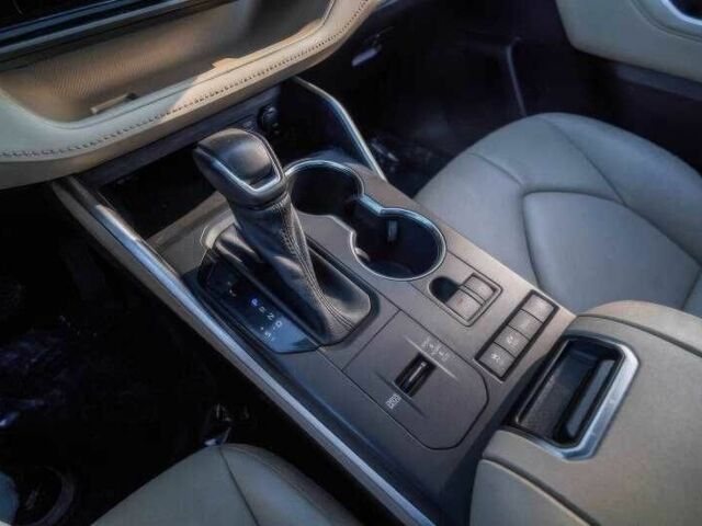 Черный Тойота Хайлендер, объемом двигателя 2.5 л и пробегом 45 тыс. км за 20000 $, фото 14 на Automoto.ua