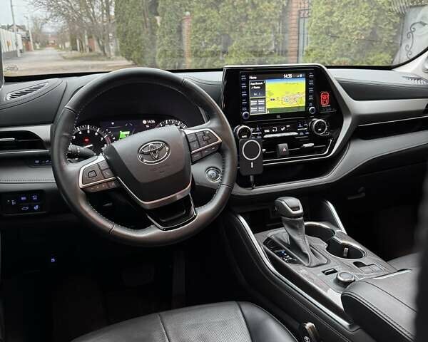 Чорний Тойота Хайлендер, об'ємом двигуна 3.46 л та пробігом 26 тис. км за 57600 $, фото 27 на Automoto.ua