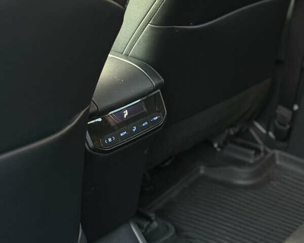 Черный Тойота Хайлендер, объемом двигателя 3.46 л и пробегом 40 тыс. км за 39999 $, фото 42 на Automoto.ua