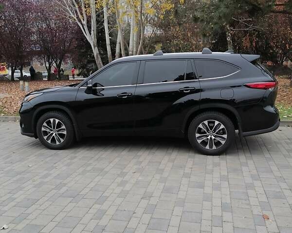 Чорний Тойота Хайлендер, об'ємом двигуна 1.48 л та пробігом 46 тис. км за 44500 $, фото 1 на Automoto.ua