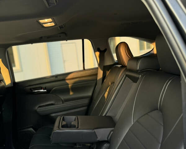 Черный Тойота Хайлендер, объемом двигателя 3.46 л и пробегом 40 тыс. км за 39999 $, фото 41 на Automoto.ua