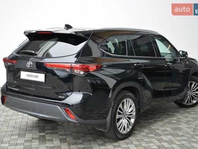 Черный Тойота Хайлендер, объемом двигателя 3.46 л и пробегом 33 тыс. км за 53000 $, фото 2 на Automoto.ua