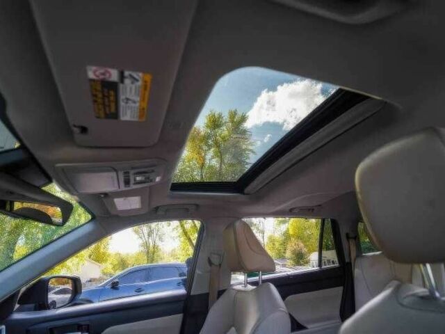 Черный Тойота Хайлендер, объемом двигателя 2.5 л и пробегом 45 тыс. км за 20000 $, фото 10 на Automoto.ua