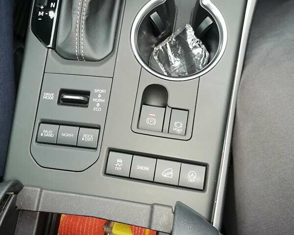 Чорний Тойота Хайлендер, об'ємом двигуна 1.48 л та пробігом 46 тис. км за 44500 $, фото 41 на Automoto.ua