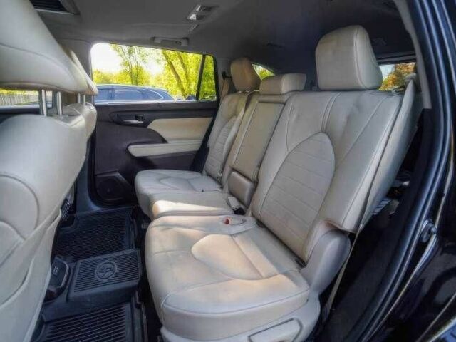 Черный Тойота Хайлендер, объемом двигателя 2.5 л и пробегом 45 тыс. км за 20000 $, фото 16 на Automoto.ua