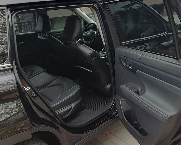 Чорний Тойота Хайлендер, об'ємом двигуна 1.48 л та пробігом 46 тис. км за 44500 $, фото 25 на Automoto.ua