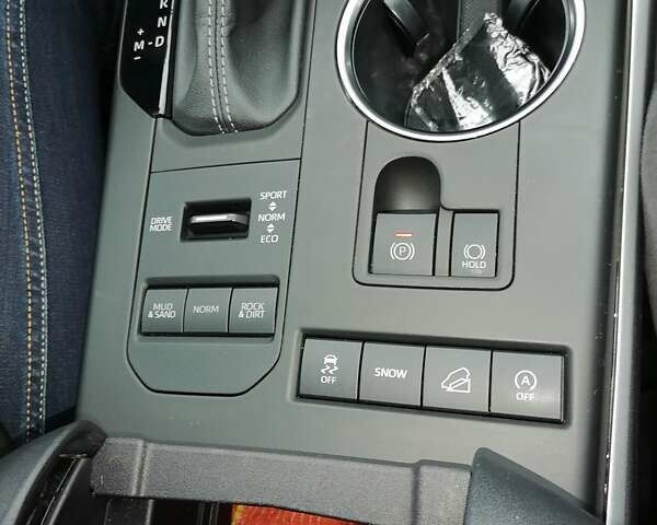 Чорний Тойота Хайлендер, об'ємом двигуна 1.48 л та пробігом 46 тис. км за 44500 $, фото 40 на Automoto.ua