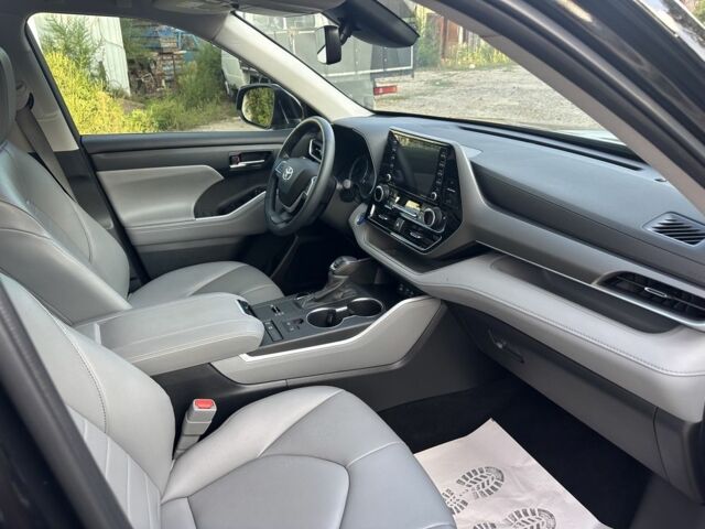 Черный Тойота Хайлендер, объемом двигателя 2.5 л и пробегом 73 тыс. км за 42000 $, фото 8 на Automoto.ua